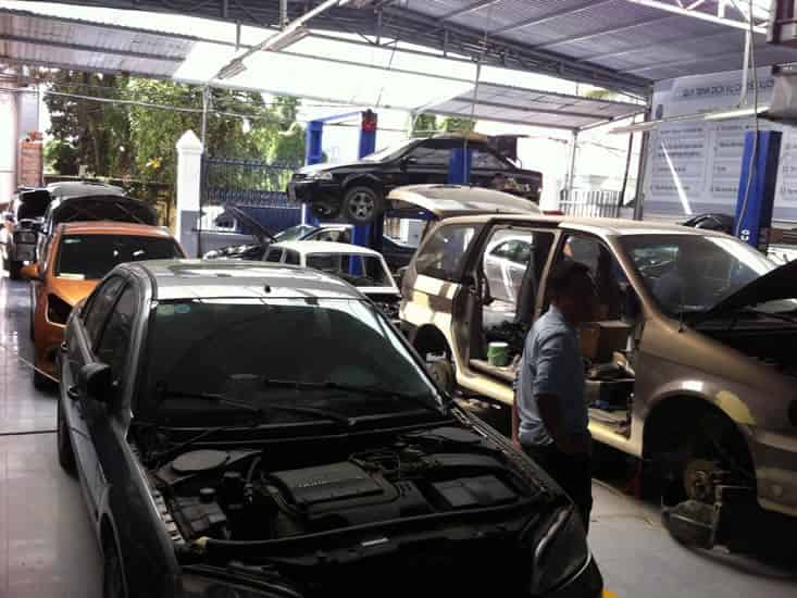 THAY KÍNH ÔTÔ XE TẢI