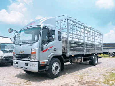 Dịch vụ thay Kính chắn gió xe tải JAC 8 tấn tận nơi