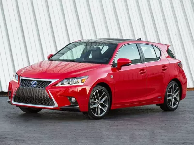 Dịch vụ thay Kính chắn gió xe Lexus CT 200 tận nơi