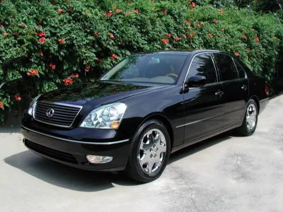 Dịch vụ thay Kính chắn gió xe Lexus LS 430 tận nơi