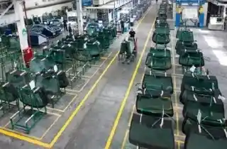 Giá kính xe khách bao nhiêu?