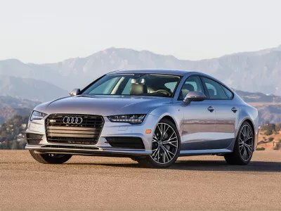 *Dịch vụ thay kính xe Audi A7 tận nơi