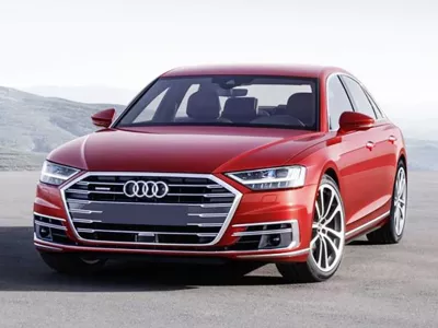 *Dịch vụ thay kính xe Audi A8 tận nơi
