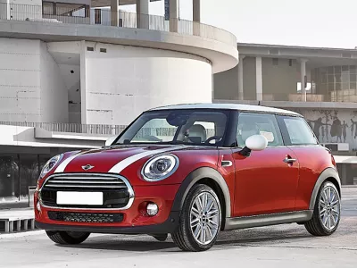 *Dịch vụ thay kính xe Mini Cooper S tận nơi
